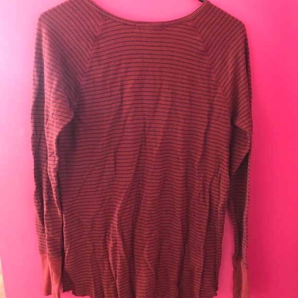 Thermal striped shirt with buttons. - Picture 3 of 4